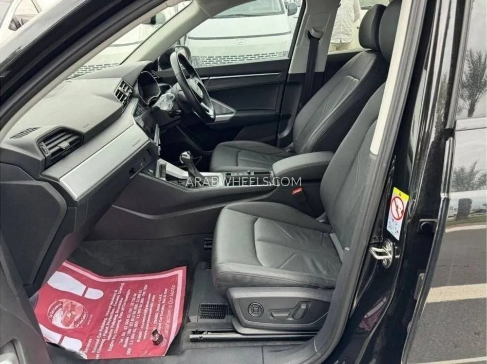 Audi Q3 2020 for Sale in Dubai Image-13