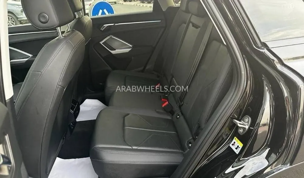 Audi Q3 2020 for Sale in Dubai Image-11