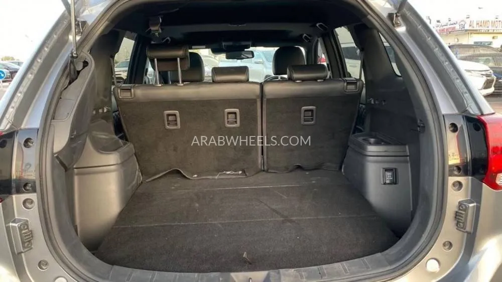 Mitsubishi Outlander 2020 for Sale in Dubai Image-17