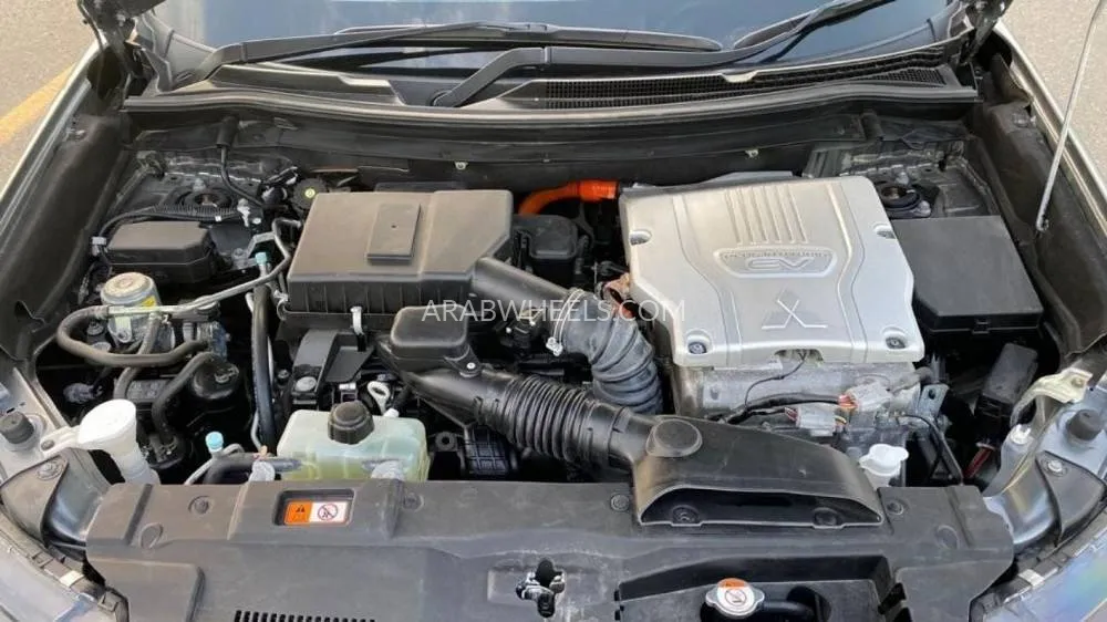 Mitsubishi Outlander 2020 for Sale in Dubai Image-19