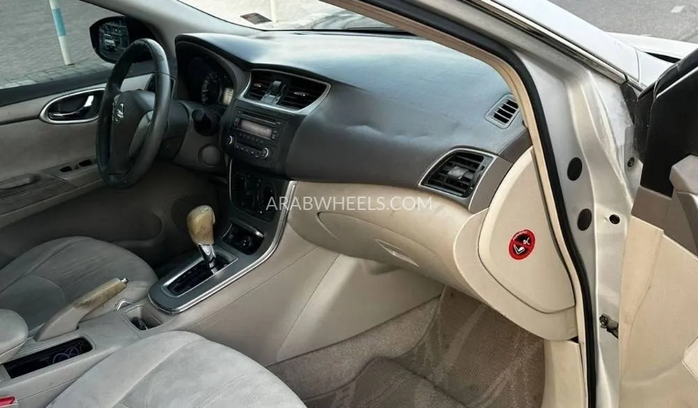 Nissan Sentra 2013 for Sale in Dubai Image-10