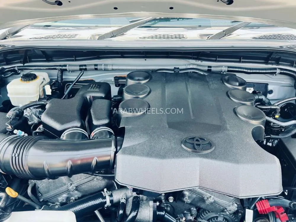 Toyota FJ Cruiser 2015 for Sale in Dubai Image-22