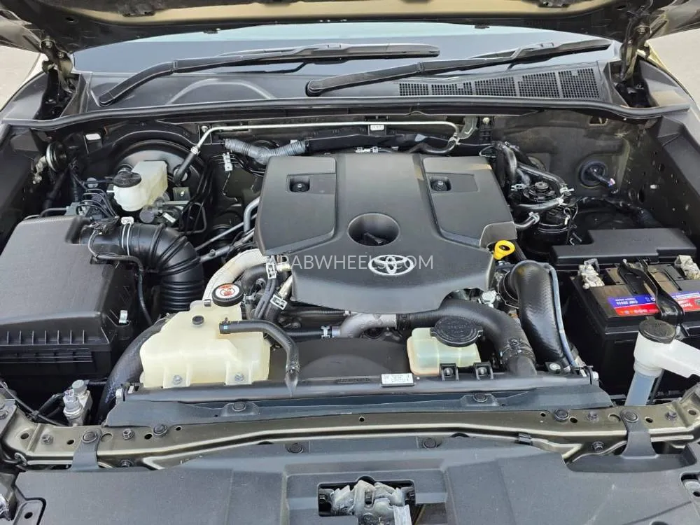 Toyota Hilux 2023 for Sale in Dubai Image-20