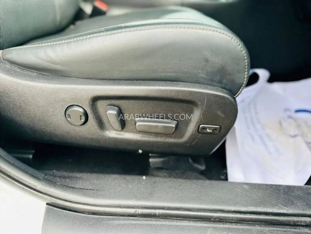 Toyota Kluger 2020 for Sale in Dubai Image-14