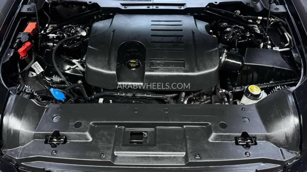 Land Rover Defender 2021 for Sale in Dubai Image-16