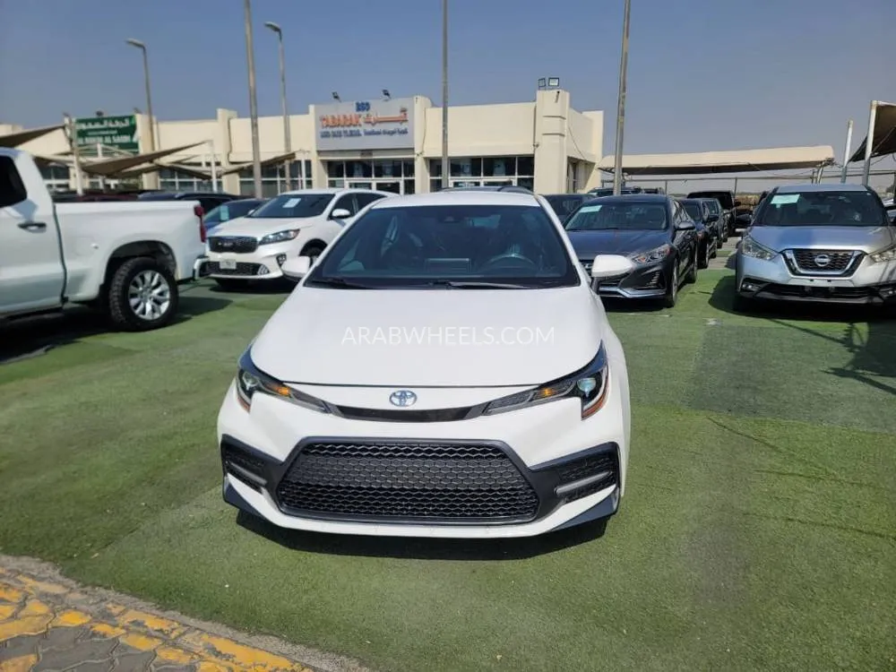Toyota Corolla 2020 for Sale in Sharjah Image-3
