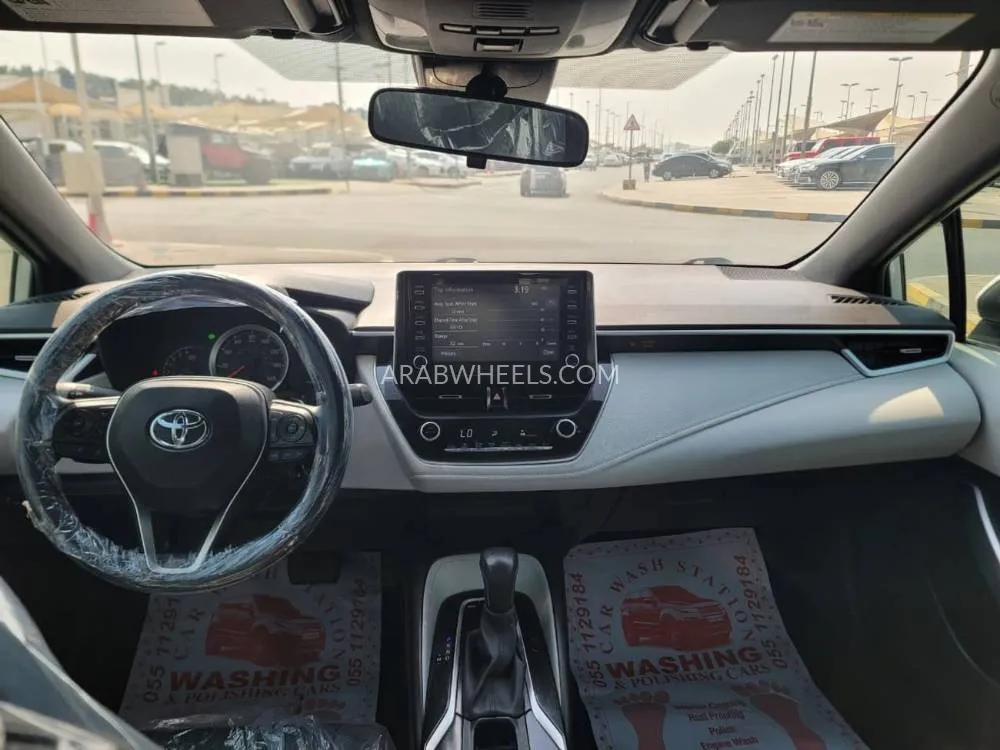 Toyota Corolla 2020 for Sale in Sharjah Image-14