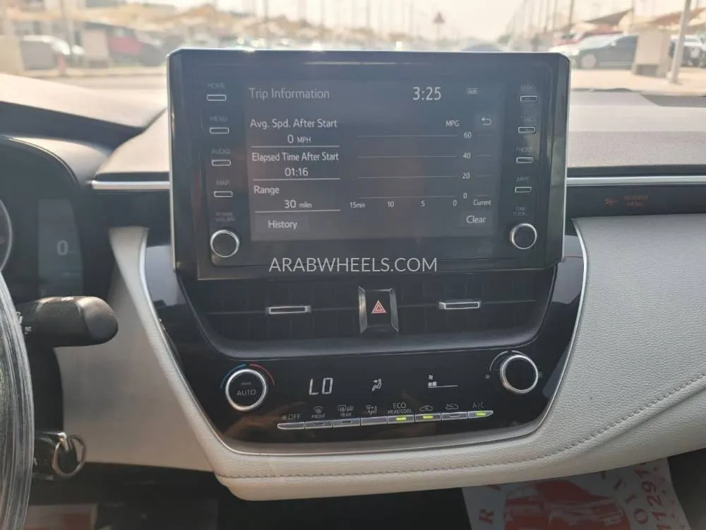 Toyota Corolla 2020 for Sale in Sharjah Image-15