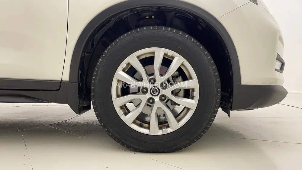 Nissan X-Trail 2022 for Sale in Dubai Image-10