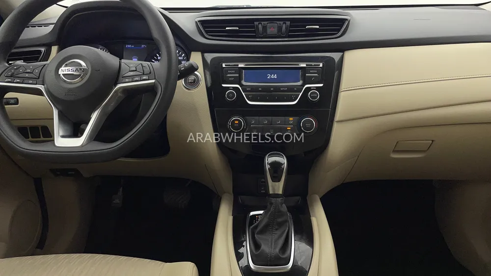 Nissan X-Trail 2022 for Sale in Dubai Image-14