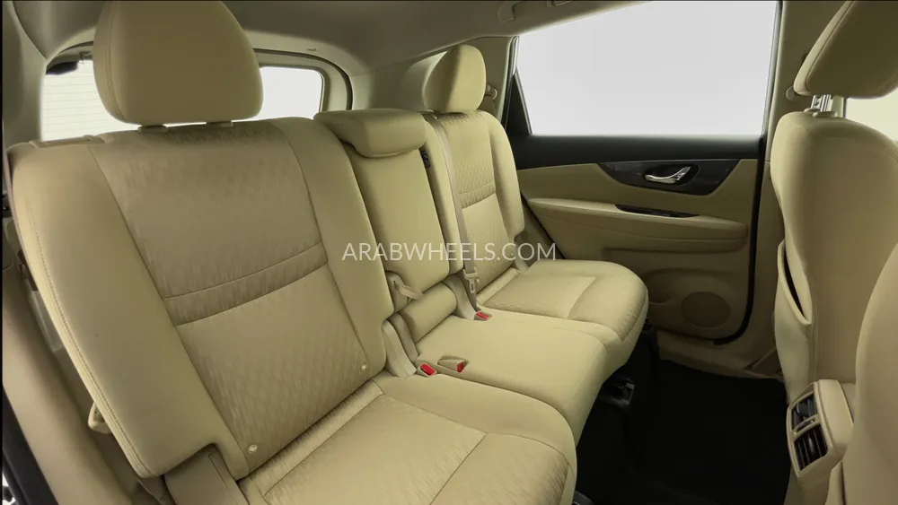 Nissan X-Trail 2022 for Sale in Dubai Image-23