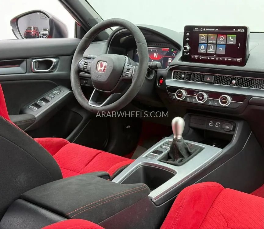Honda Civic 2023 for Sale in Dubai Image-13