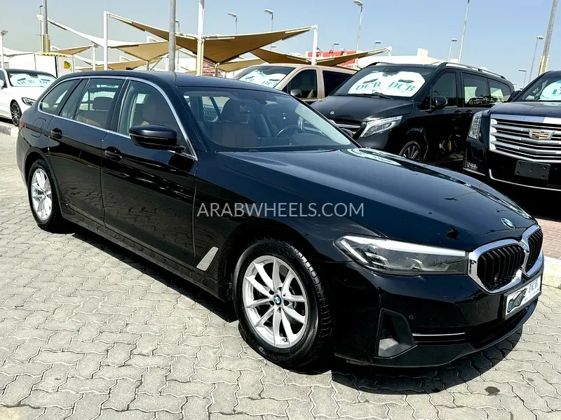 BMW 5 series 2022 for Sale in Sharjah Image-2