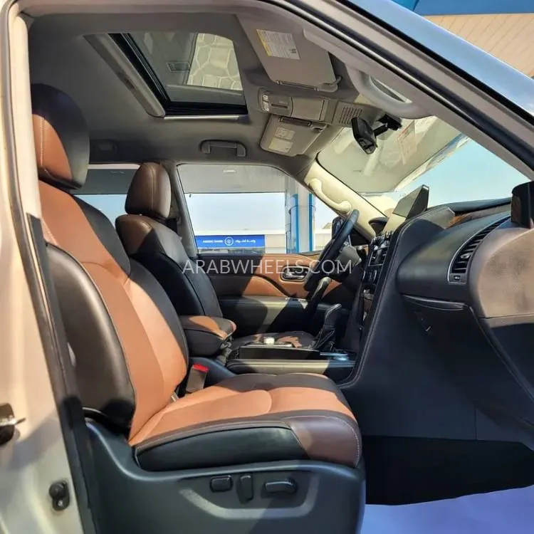 Infiniti QX80 2022 for Sale in Sharjah Image-8