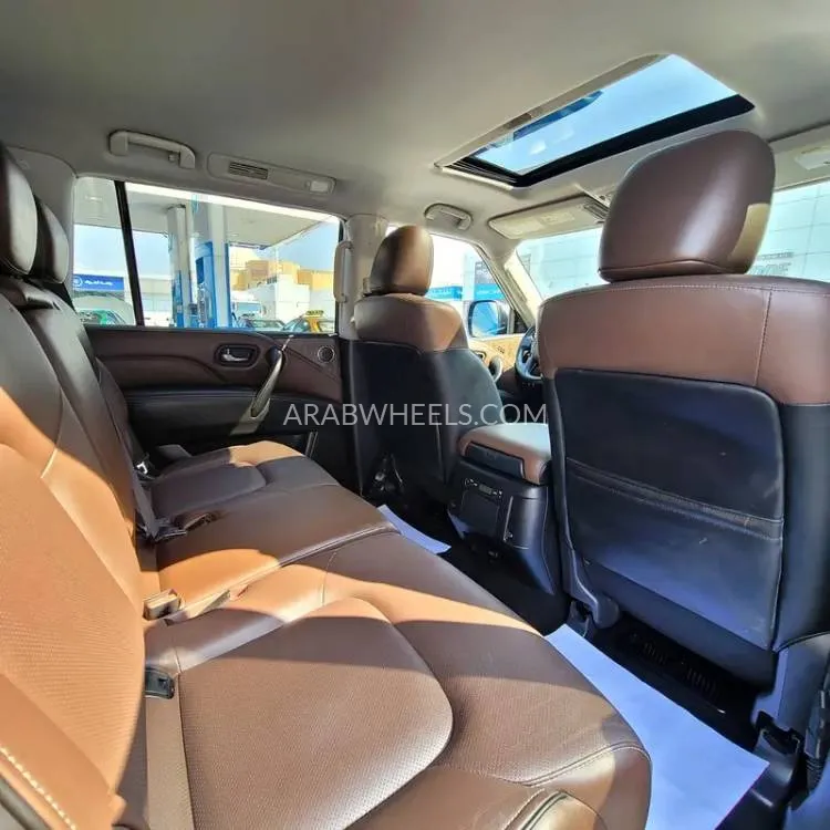 Infiniti QX80 2022 for Sale in Sharjah Image-11