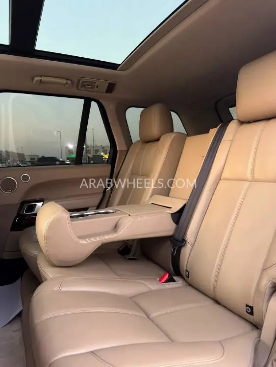 Land Rover Range Rover 2015 for Sale in Abu Dhabi Image-4