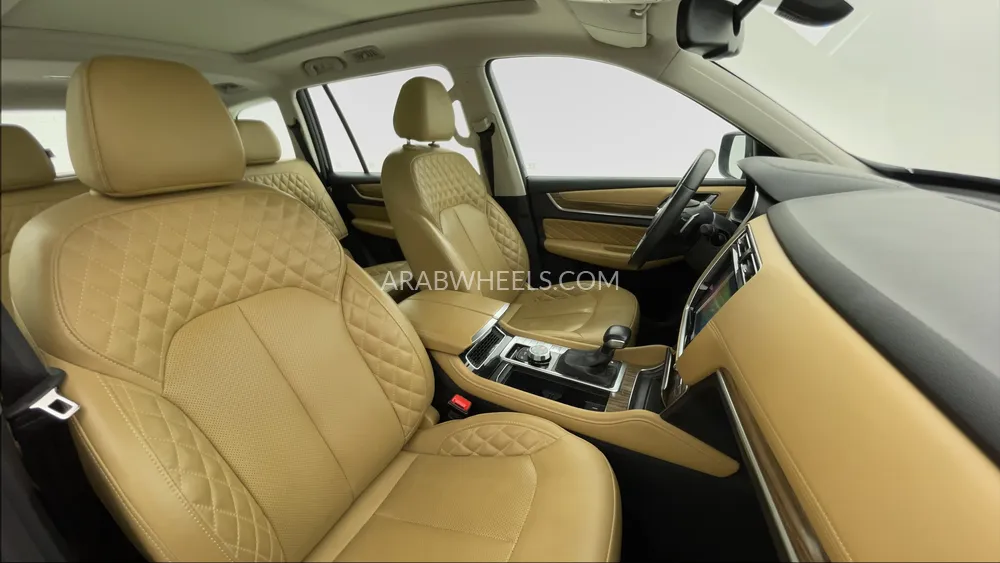 إم جي RX8 2023 for Sale in دبي Image-28