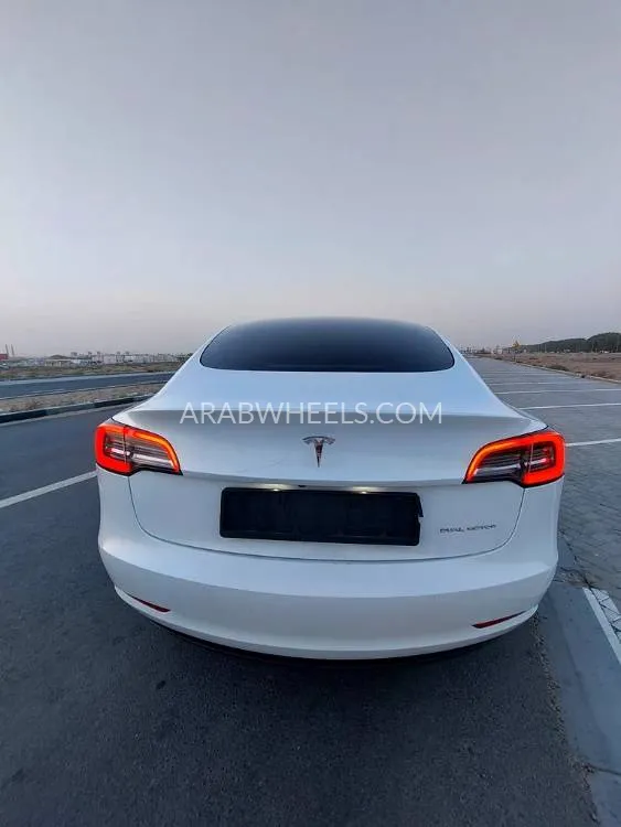 تسلا موديل 3 2021 for Sale in الشارقة Image-8