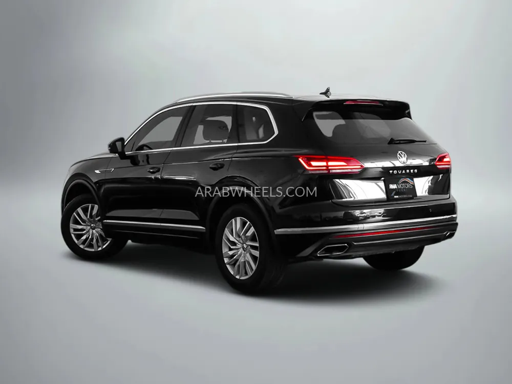Volkswagen Touareg 2022 for Sale in Dubai Image-2