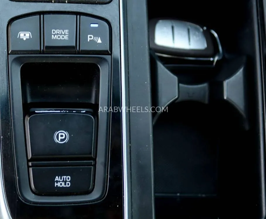 Hyundai Sonata 2016 for Sale in Sharjah Image-18