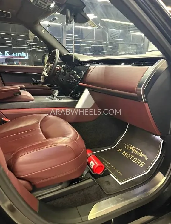 لاند روفر رينج روفر 2023 for Sale in دبي Image-6