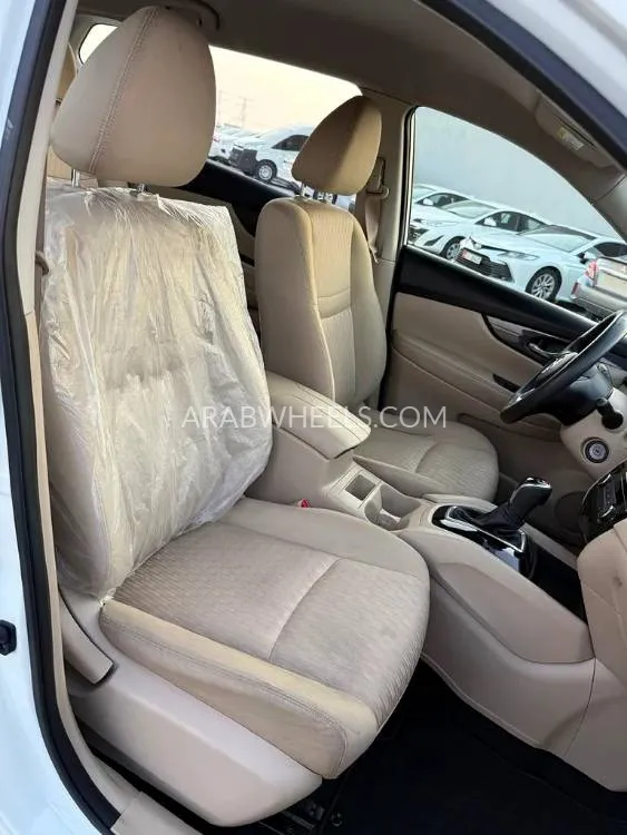 Nissan X-Trail 2018 for Sale in Abu Dhabi Image-12