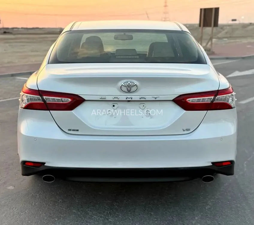 Toyota Camry 2019 for Sale in Abu Dhabi Image-6