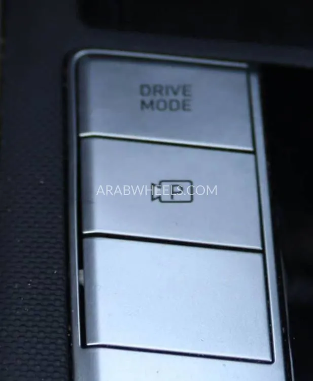 هيونداي إلنترا 2023 for Sale in الشارقة Image-14