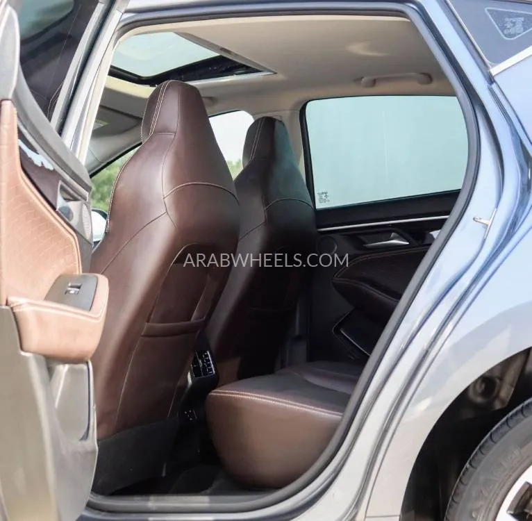 JAC J7 2023 for Sale in Sharjah Image-10