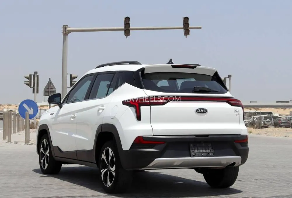 JAC JS4 2023 for Sale in Sharjah Image-4