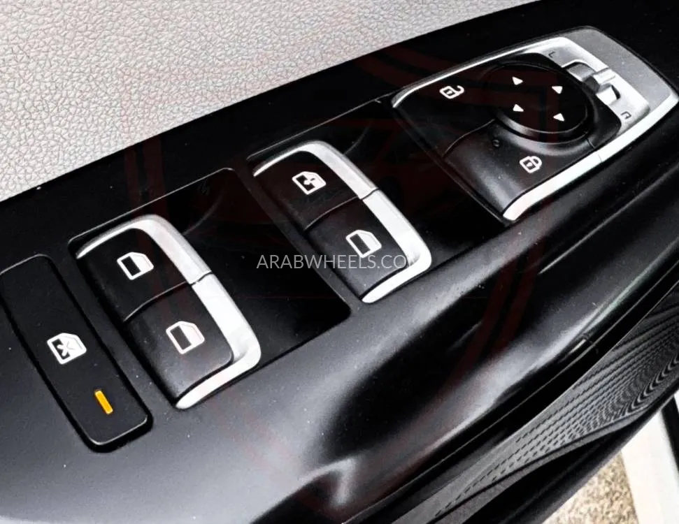 Kia K5 2023 for Sale in Sharjah Image-18