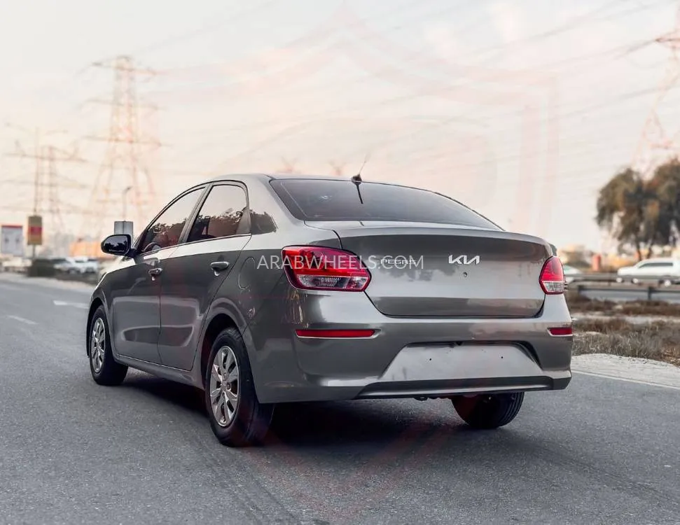 Kia Pegas 2023 for Sale in Sharjah Image-4