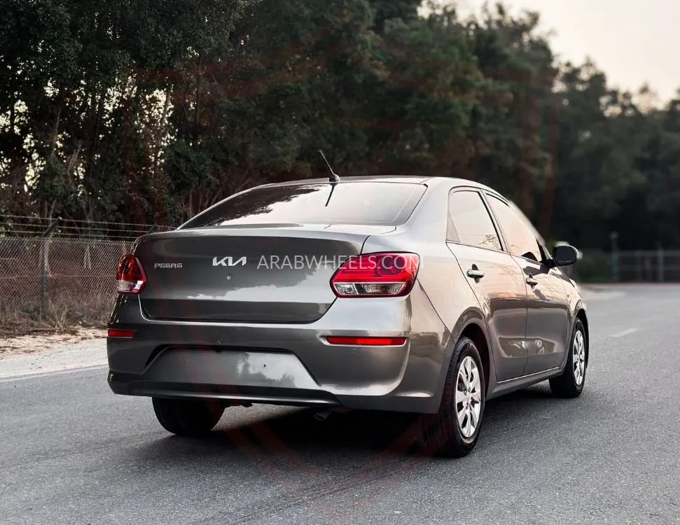 Kia Pegas 2023 for Sale in Sharjah Image-6