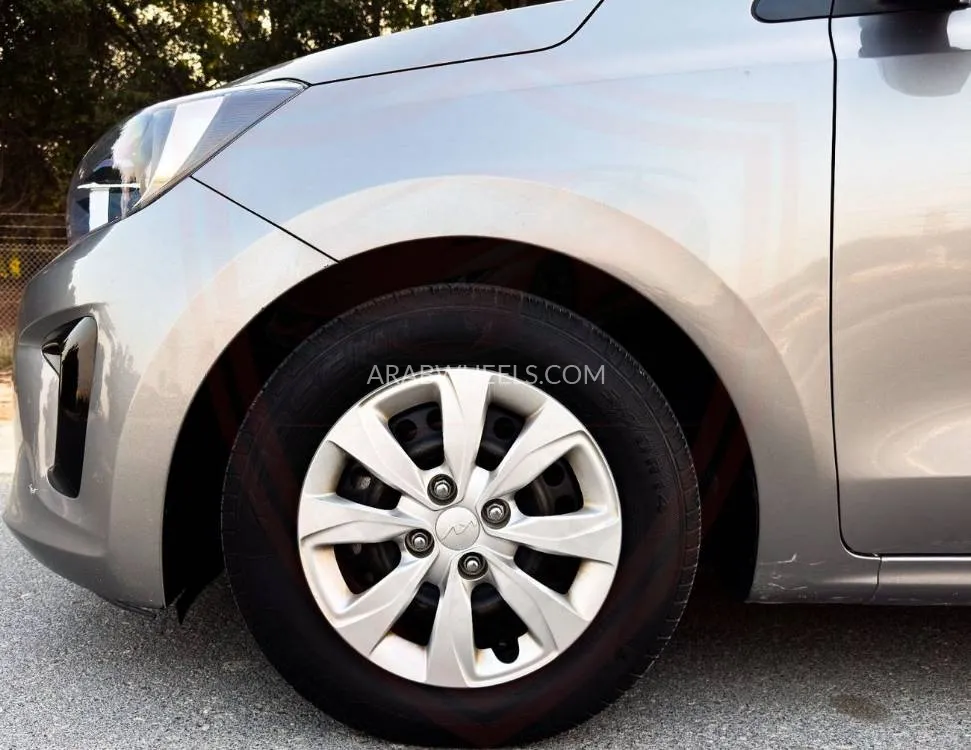 Kia Pegas 2023 for Sale in Sharjah Image-16