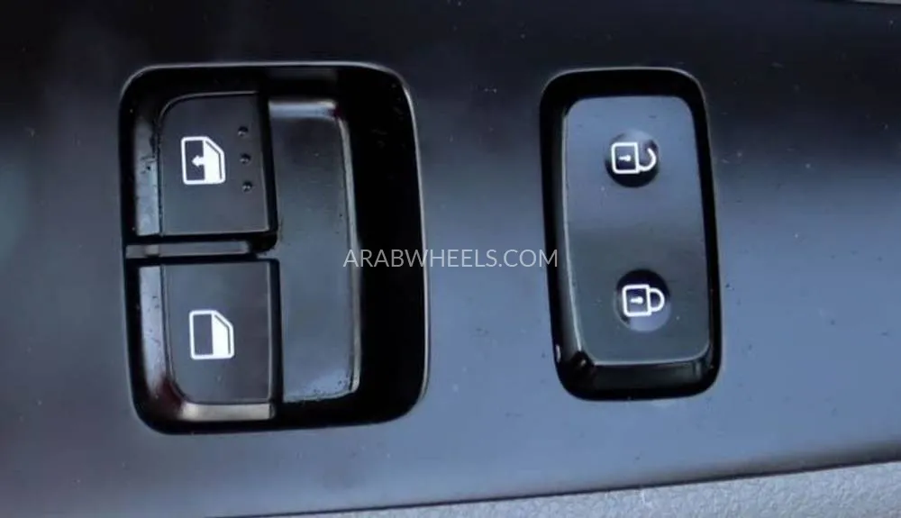 Kia Picanto 2019 for Sale in Sharjah Image-14