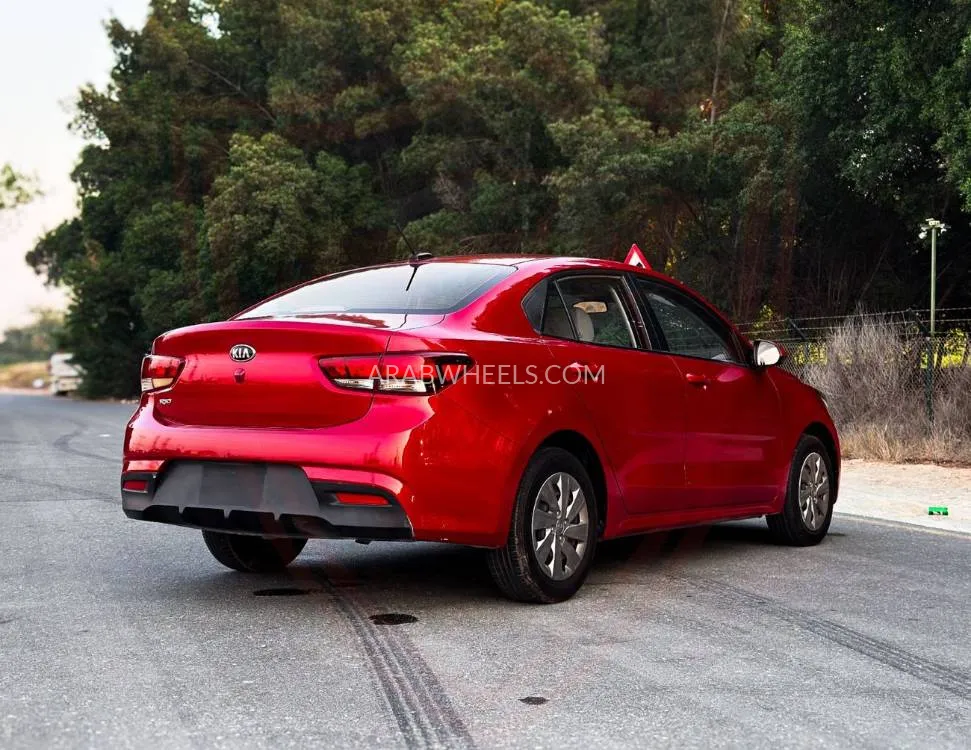Kia Rio 2021 for Sale in Sharjah Image-6