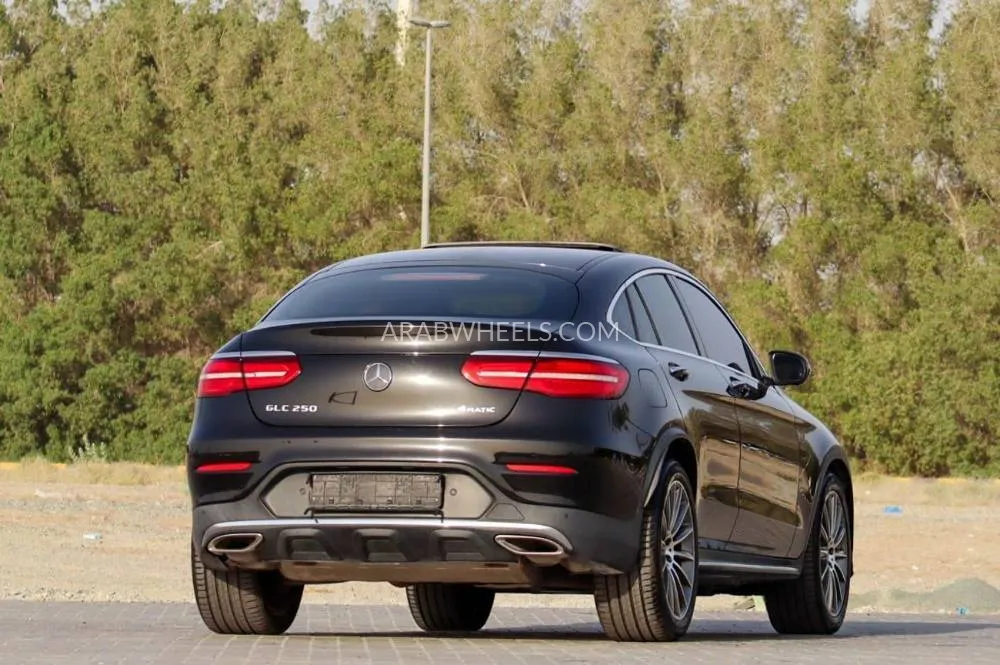 Mercedes Benz GLC Class 2018 for Sale in Sharjah Image-6