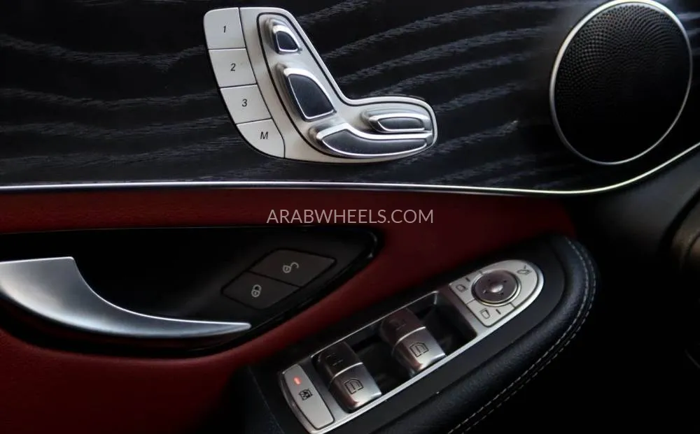 Mercedes Benz GLC Class 2018 for Sale in Sharjah Image-24