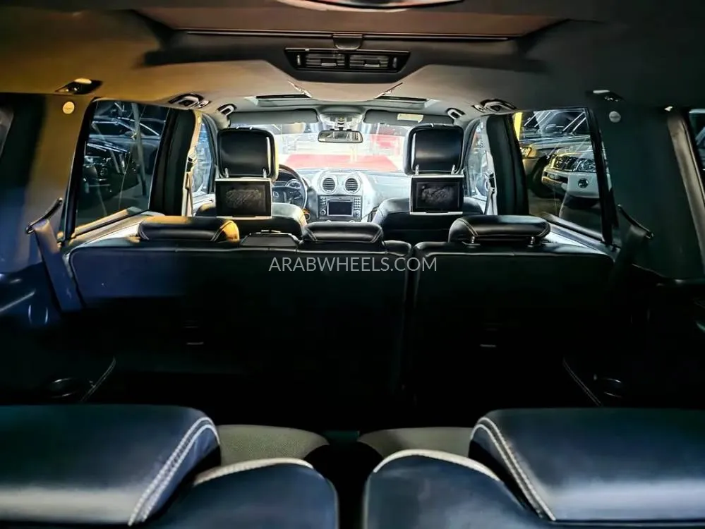 Mercedes Benz GL Class 2012 for Sale in Ajman Image-9