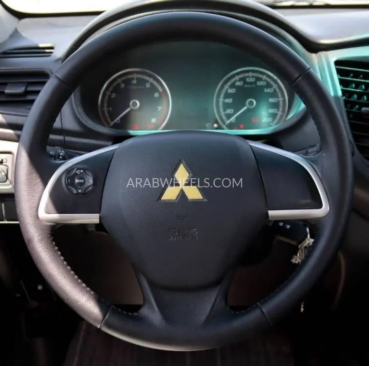 Mitsubishi L200 2020 for Sale in Sharjah Image-12