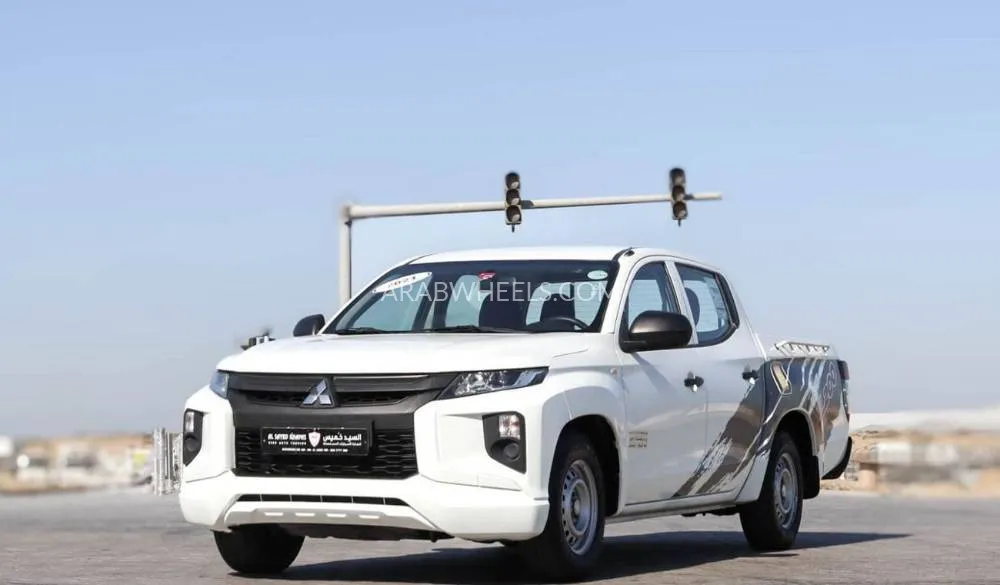 Mitsubishi L200 2021 for Sale in Sharjah Image-3