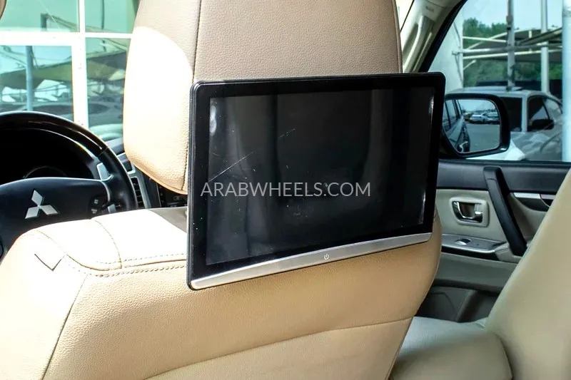 Mitsubishi Pajero 2020 for Sale in Sharjah Image-18