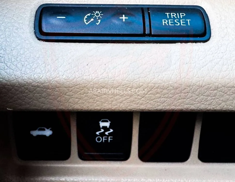 Nissan Altima 2018 for Sale in Sharjah Image-15