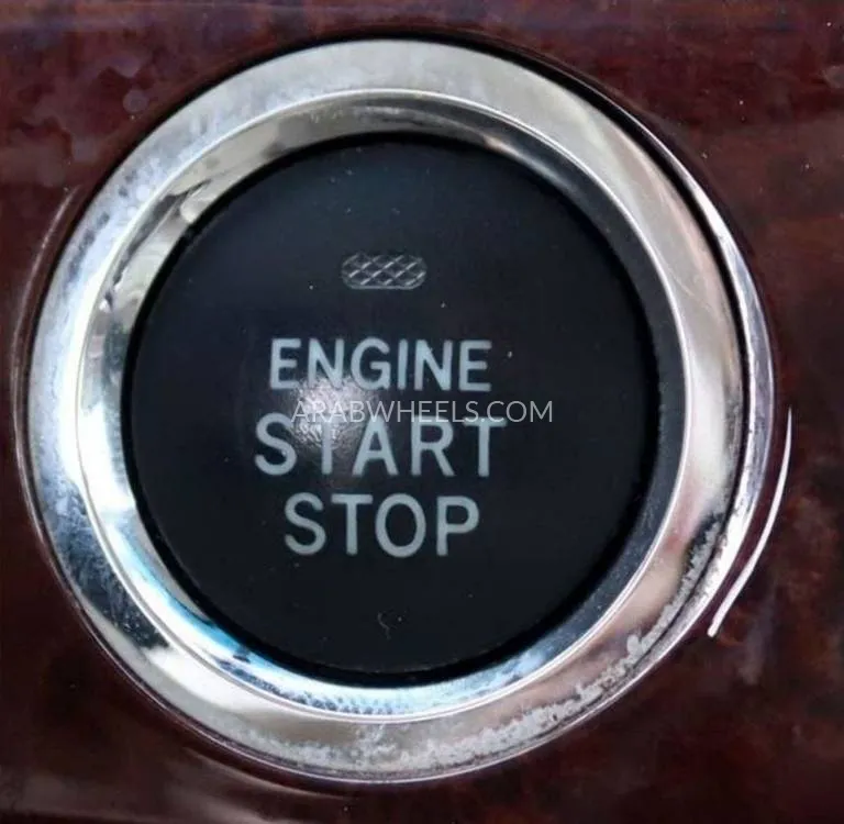 Toyota Previa 2020 for Sale in Sharjah Image-16