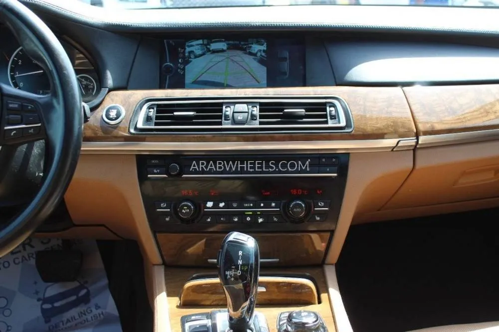 BMW 7 series 2011 for Sale in Dubai Image-8