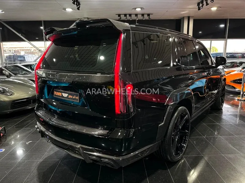 Cadillac Escalade 2022 for Sale in Dubai Image-17