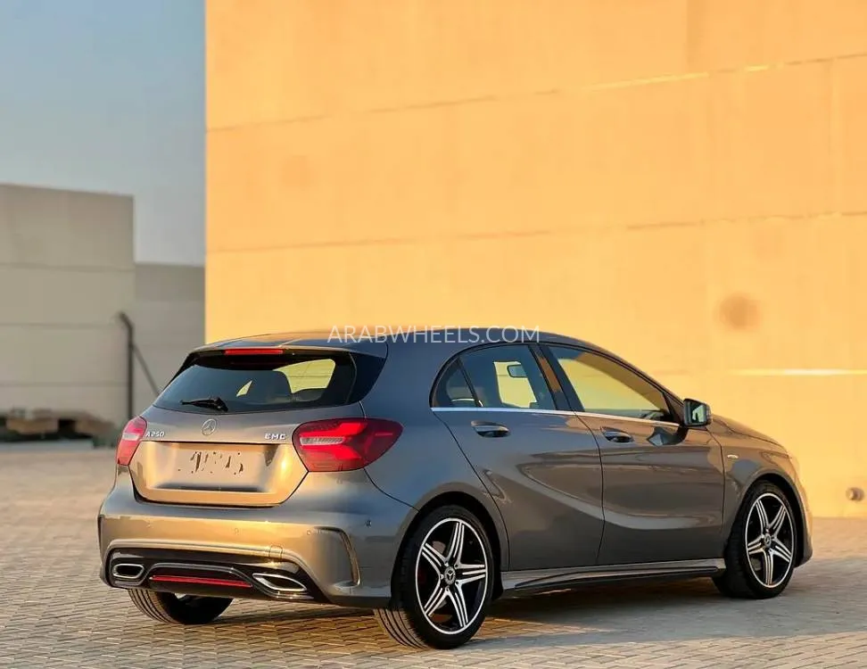 Mercedes Benz A Class 2018 for Sale in Sharjah Image-8