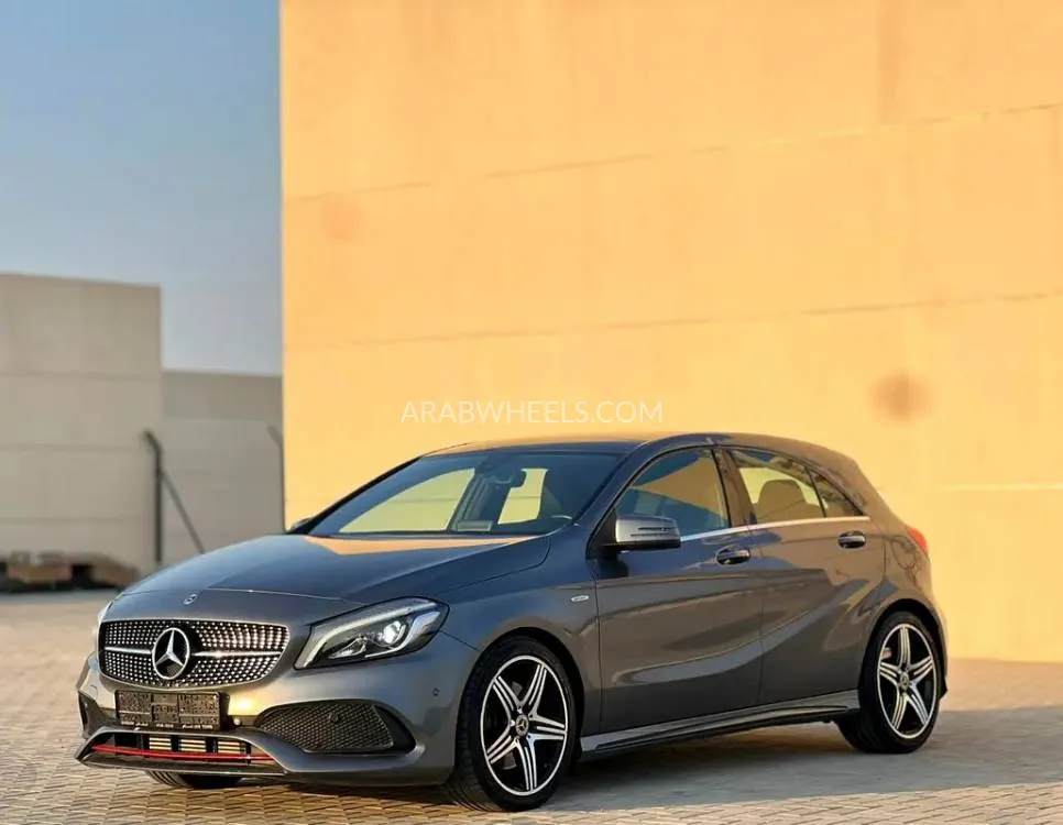 Mercedes Benz A Class 2018 for Sale in Sharjah Image-11