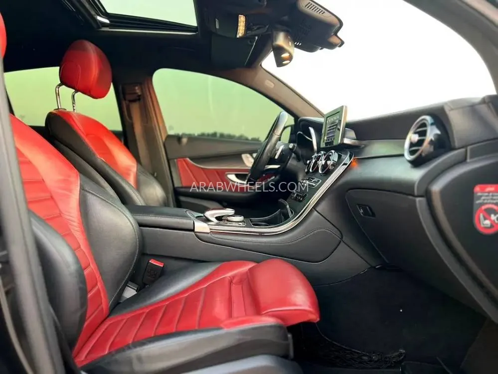 Mercedes Benz GLC Class 2018 for Sale in Sharjah Image-13