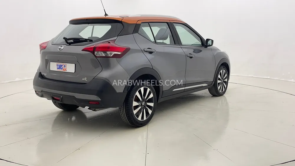 Nissan Kicks 2019 for Sale in Dubai Image-3